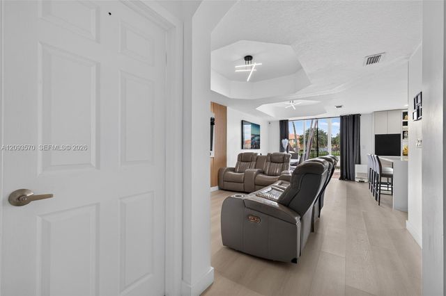 15266 SW 30th Terrace, Miami, FL 33185