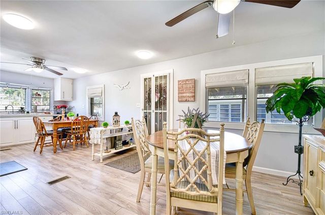 41 Sonderhen DR, Naples, FL 34114