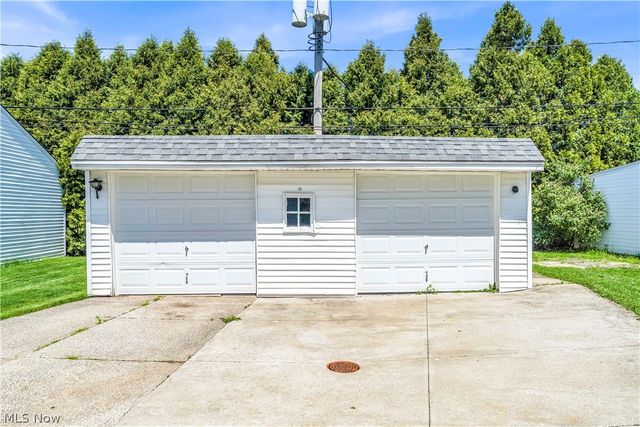 14205 Corridon Avenue, Maple Heights, OH 44137