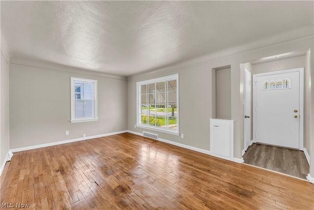 14205 Corridon Avenue, Maple Heights, OH 44137