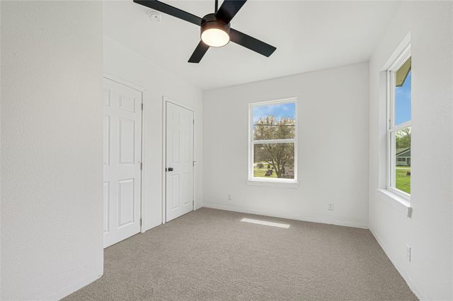 507 E 3rd Street, El Campo, TX 77437