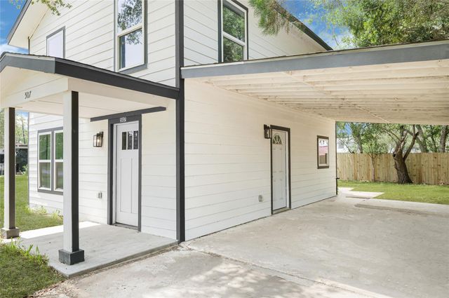 507 E 3rd Street, El Campo, TX 77437