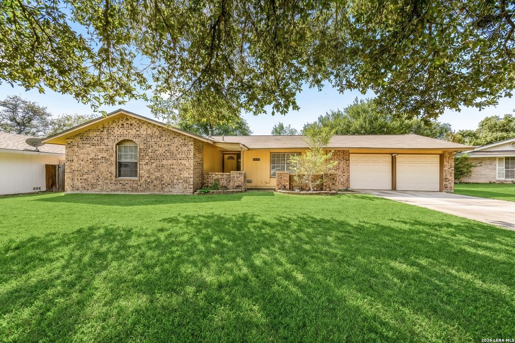 7919 DEEP FRST, San Antonio, TX 78239
