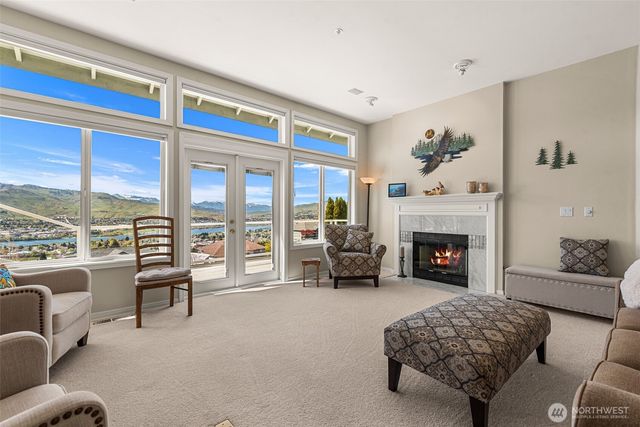 591 Daniels Drive NE, East Wenatchee, WA 98802