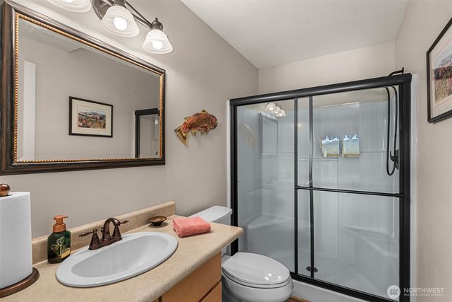 591 Daniels Drive NE, East Wenatchee, WA 98802