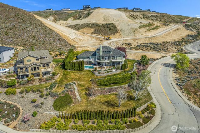 591 Daniels Drive NE, East Wenatchee, WA 98802