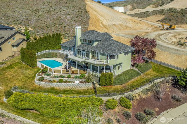 591 Daniels Drive NE, East Wenatchee, WA 98802