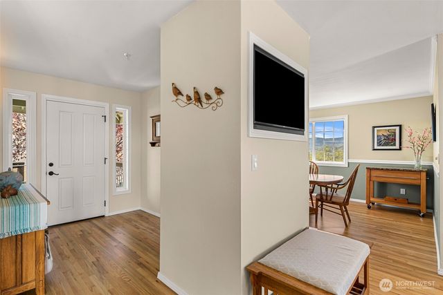 591 Daniels Drive NE, East Wenatchee, WA 98802