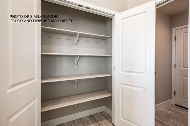 3440 N Bowie Road, Golden Valley, AZ 86413