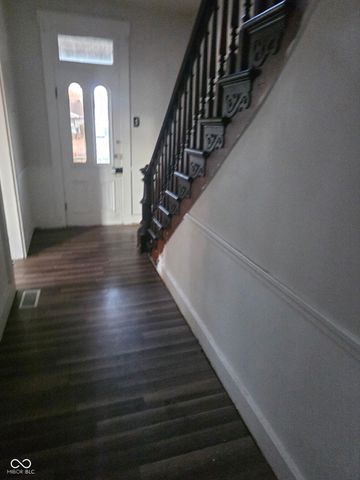 8321 E 42nd Street, Indianapolis, IN 46226