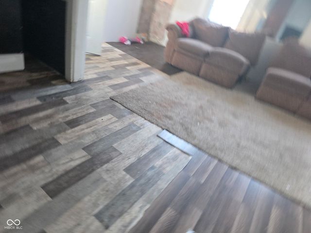 8321 E 42nd Street, Indianapolis, IN 46226