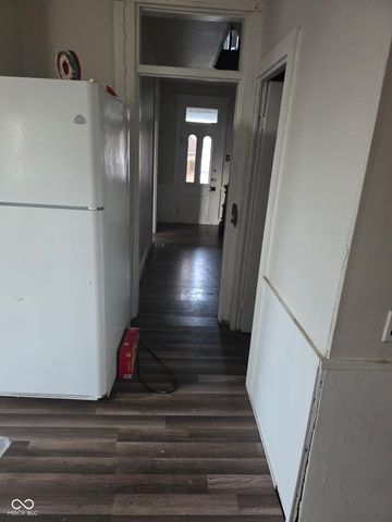 8321 E 42nd Street, Indianapolis, IN 46226