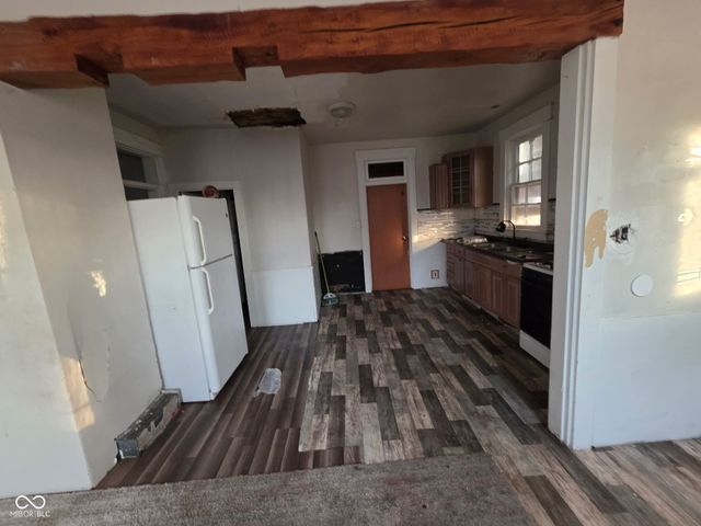 8321 E 42nd Street, Indianapolis, IN 46226