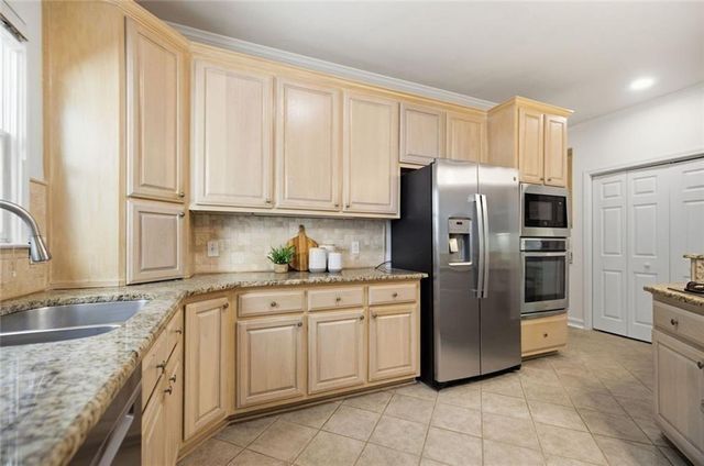 865 Dockbridge Way, Alpharetta, GA 30004