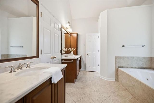 865 Dockbridge Way, Alpharetta, GA 30004