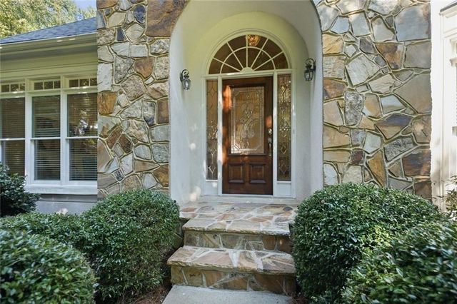 865 Dockbridge Way, Alpharetta, GA 30004