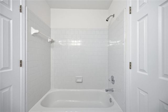 865 Dockbridge Way, Alpharetta, GA 30004