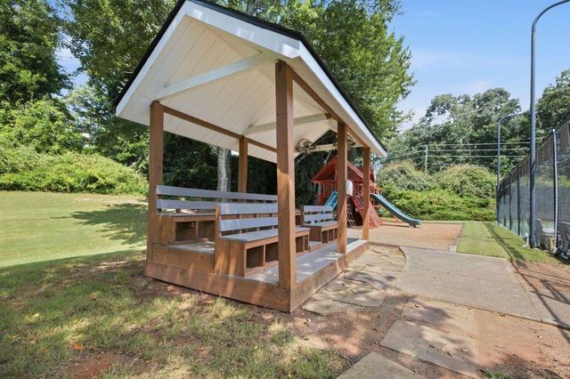 865 Dockbridge Way, Alpharetta, GA 30004