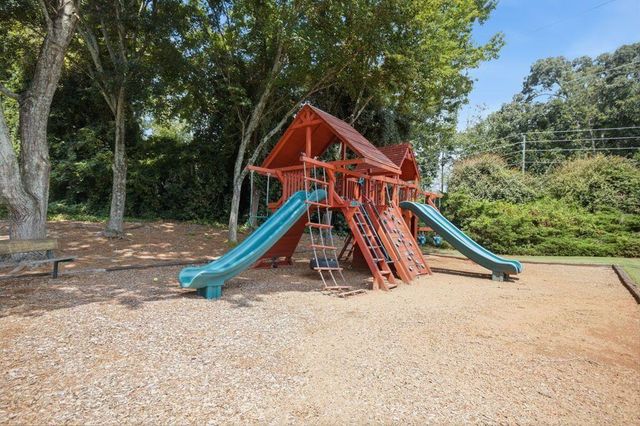 865 Dockbridge Way, Alpharetta, GA 30004