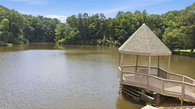 865 Dockbridge Way, Alpharetta, GA 30004