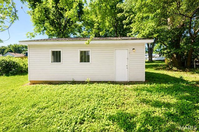 738 Bond Avenue, Collinsville, IL 62234
