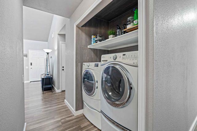 2165 Sharon Way, Modesto, CA 95350