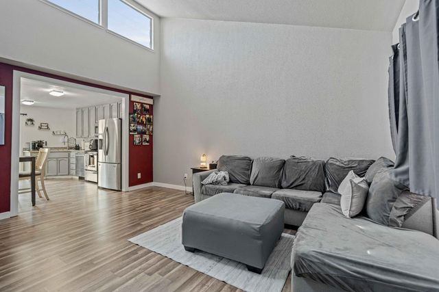 2165 Sharon Way, Modesto, CA 95350