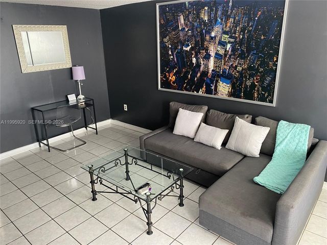 1732 Meridian Ave 504, Miami Beach, FL 33139