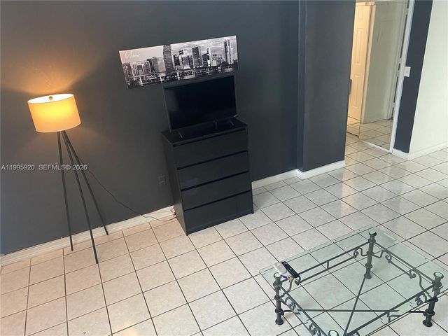 1732 Meridian Ave 504, Miami Beach, FL 33139