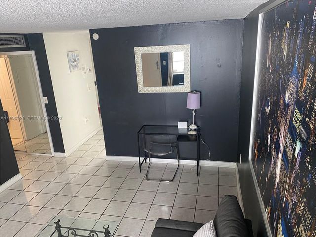 1732 Meridian Ave 504, Miami Beach, FL 33139