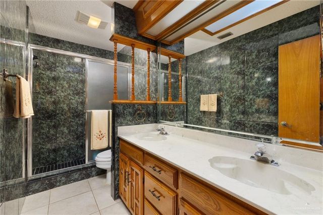 304 Bluebird Avenue, Mcallen, TX 78504