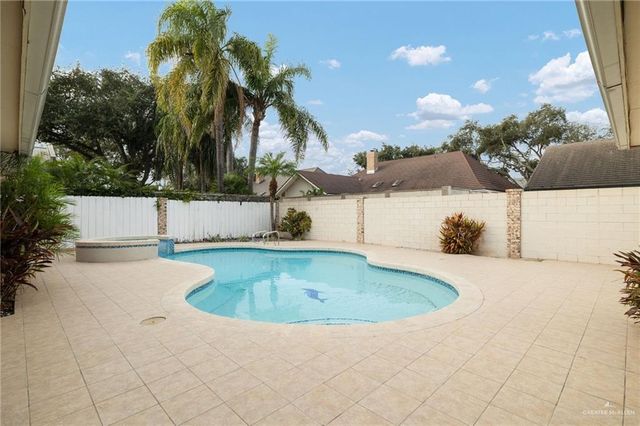 304 Bluebird Avenue, Mcallen, TX 78504