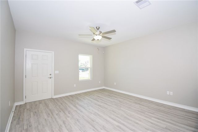 3023 Sabinas St, Corpus Christi, TX 78405