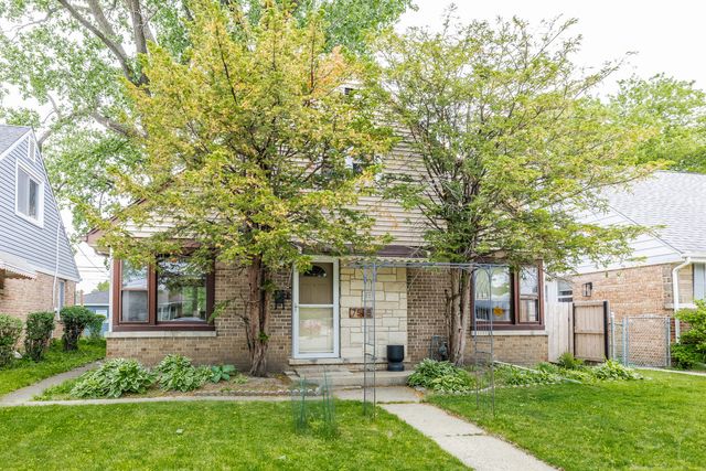 7535 Kenton Avenue, Skokie, IL 60076