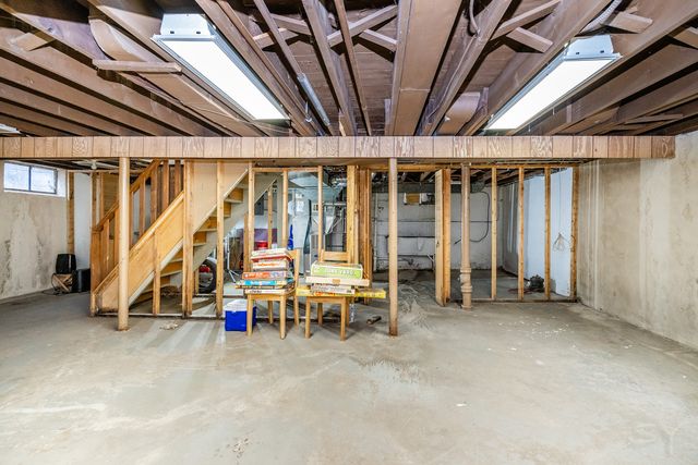 7535 Kenton Avenue, Skokie, IL 60076