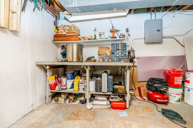 7535 Kenton Avenue, Skokie, IL 60076