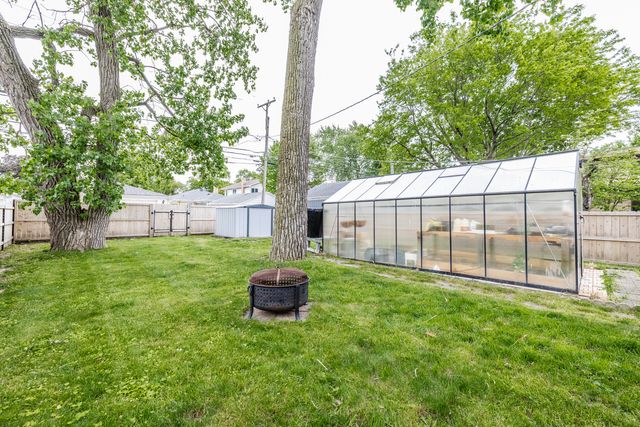 7535 Kenton Avenue, Skokie, IL 60076