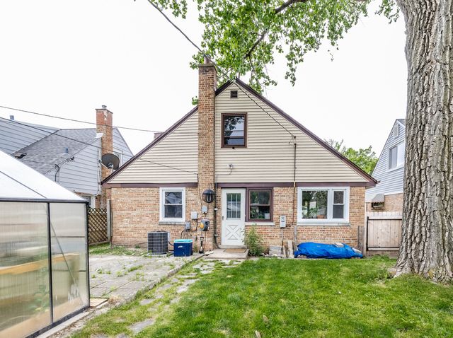 7535 Kenton Avenue, Skokie, IL 60076