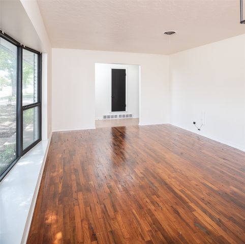 308 S Grove Road, Richardson, TX 75081