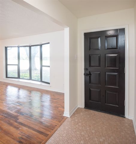 308 S Grove Road, Richardson, TX 75081
