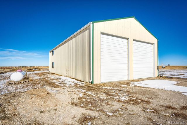 43201 E 88th Avenue, Bennett, CO 80102