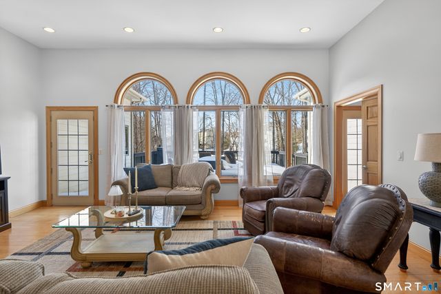 174 Westfort Drive, Meriden, CT 06451