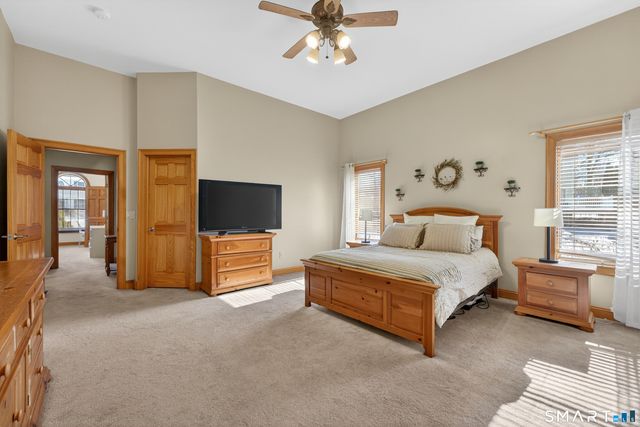 174 Westfort Drive, Meriden, CT 06451