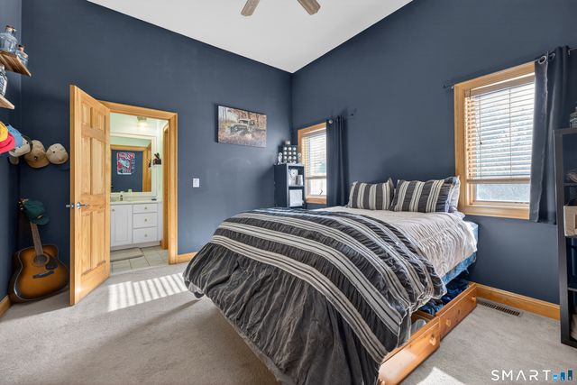 174 Westfort Drive, Meriden, CT 06451