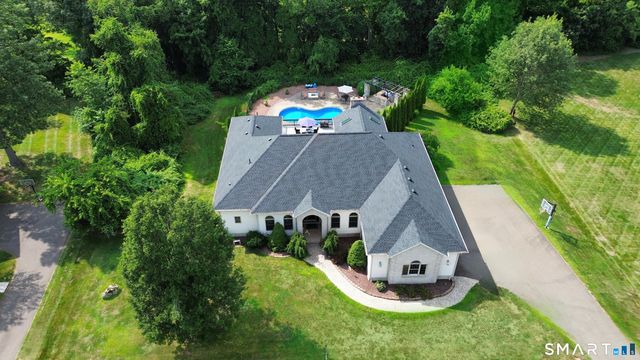 174 Westfort Drive, Meriden, CT 06451