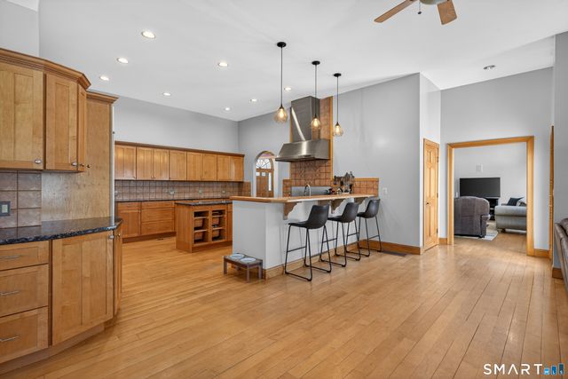 174 Westfort Drive, Meriden, CT 06451