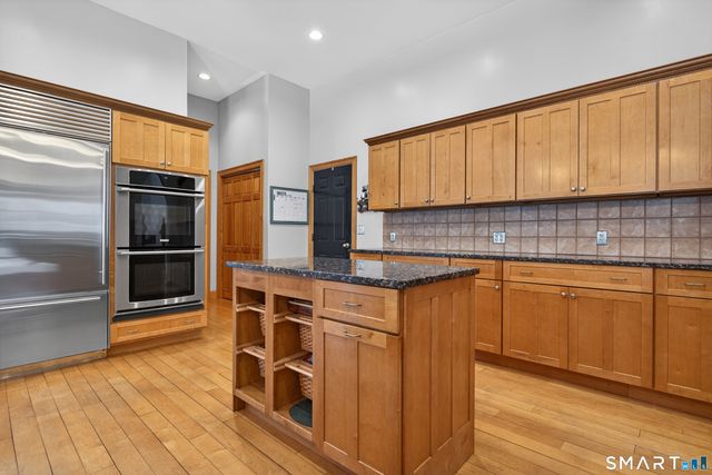 174 Westfort Drive, Meriden, CT 06451