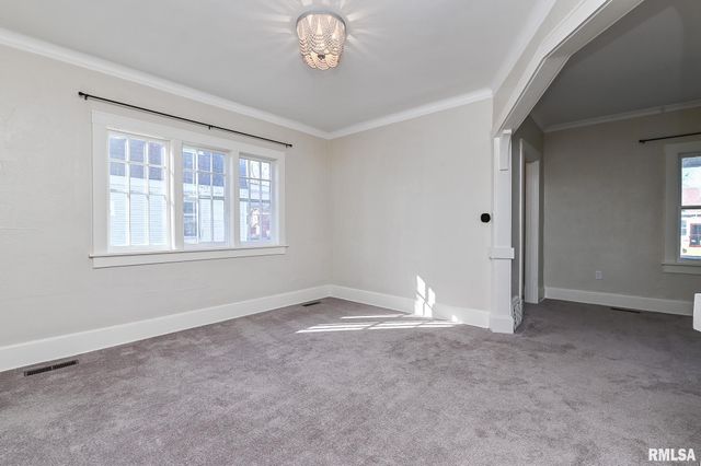 1622 W CALLENDER Street, Peoria, IL 61606