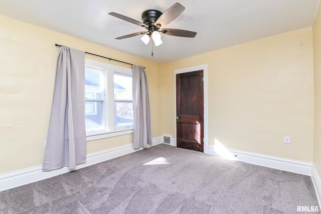 1622 W CALLENDER Street, Peoria, IL 61606