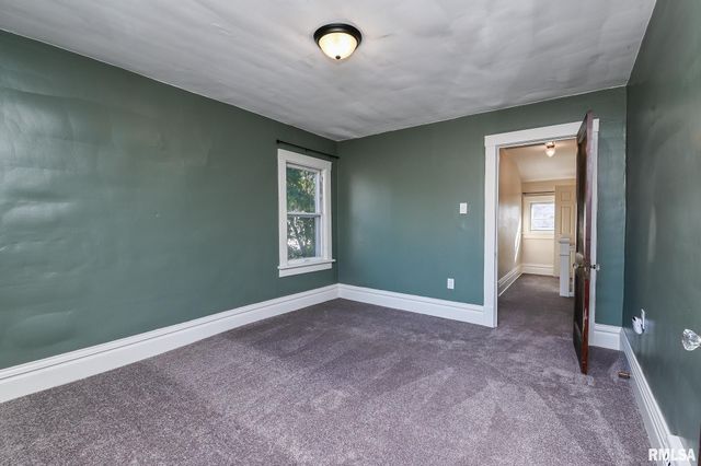 1622 W CALLENDER Street, Peoria, IL 61606